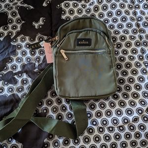 Kedzie sling bag